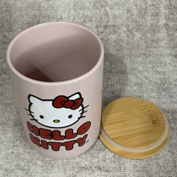 Hello Kitty Sanrio Pink Ceramic Cookie Snack Jar Canister w/ Bamboo Lid - Picture 6 of 9
